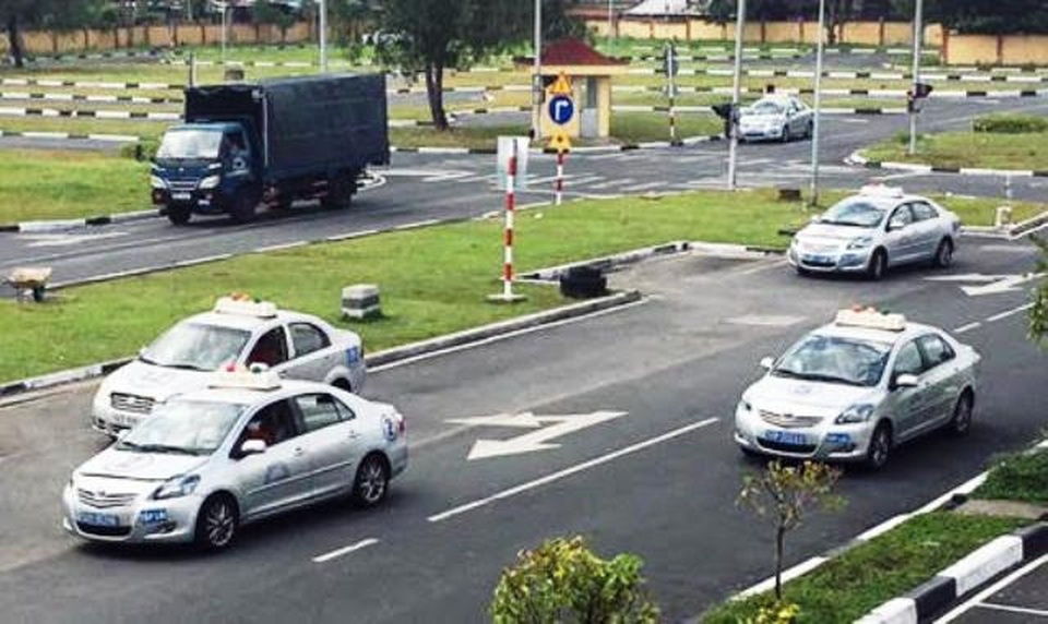 Nhiều người sử dụng ma tuý, không biết chữ... vẫn đổi được giấy phép lái xe - 1 Nhiều người sử dụng ma tuý, không biết chữ... vẫn đổi được giấy phép lái xe - 1