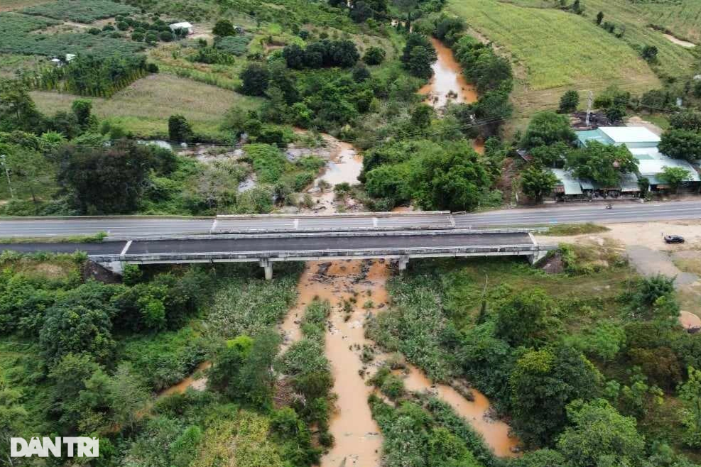 Đề xuất xã hội hóa để hoàn tất cây cầu dang dở nối Đắk Lắk - Gia Lai - 1