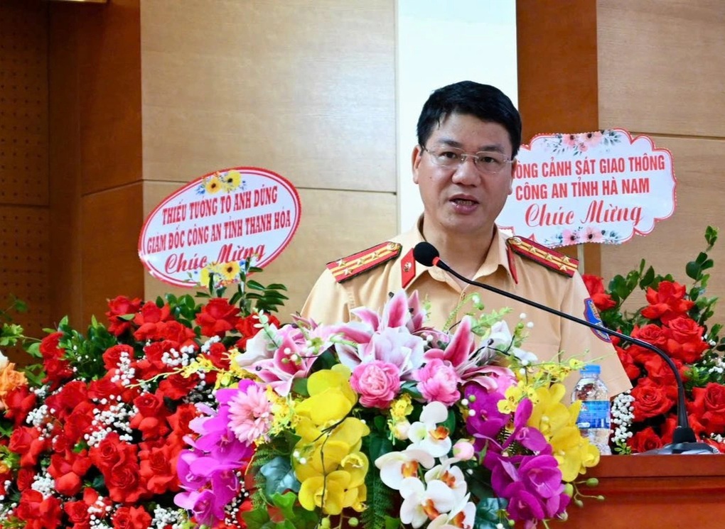 Lần đầu tiên Cục CSGT có nữ phó cục trưởng - 2 Lần đầu tiên Cục CSGT có nữ phó cục trưởng - 2