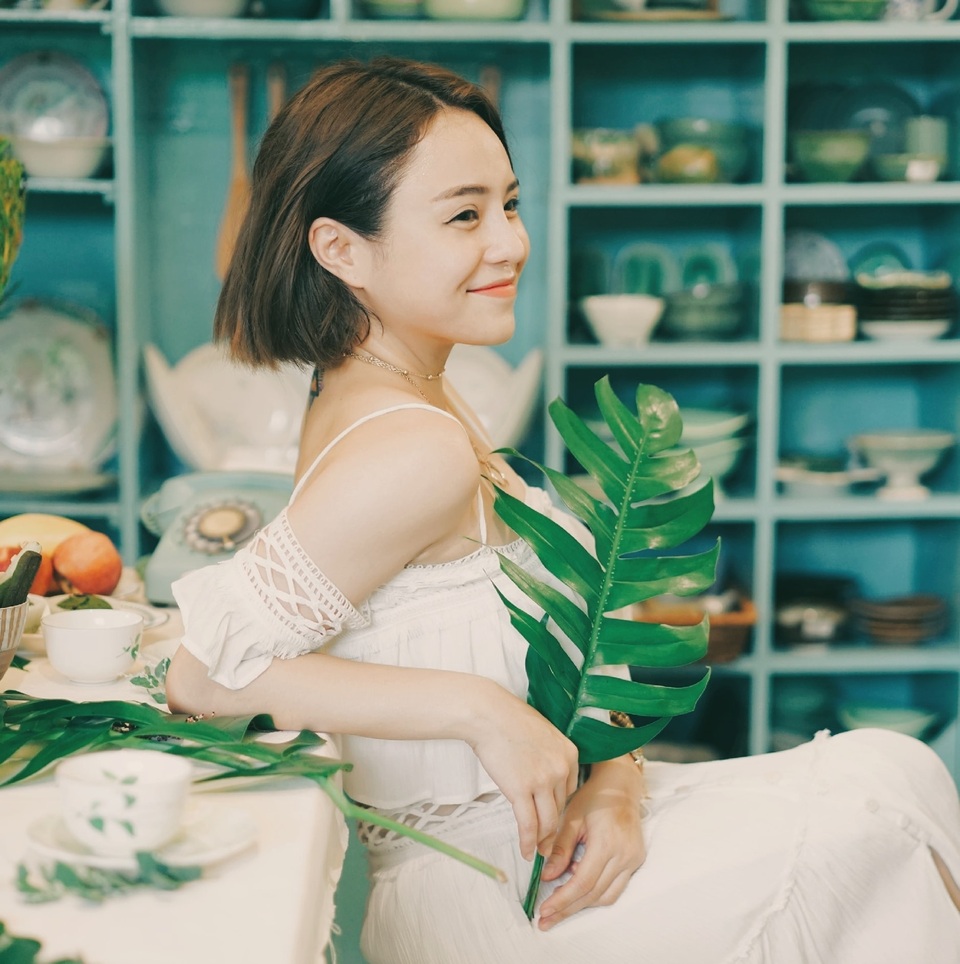 Thái Trinh tố bị nhân viên quay phim quấy rồi bằng lời khiếm nhã, thô tục - 3 Thái Trinh tố bị nhân viên quay phim quấy rồi bằng lời khiếm nhã, thô tục - 3