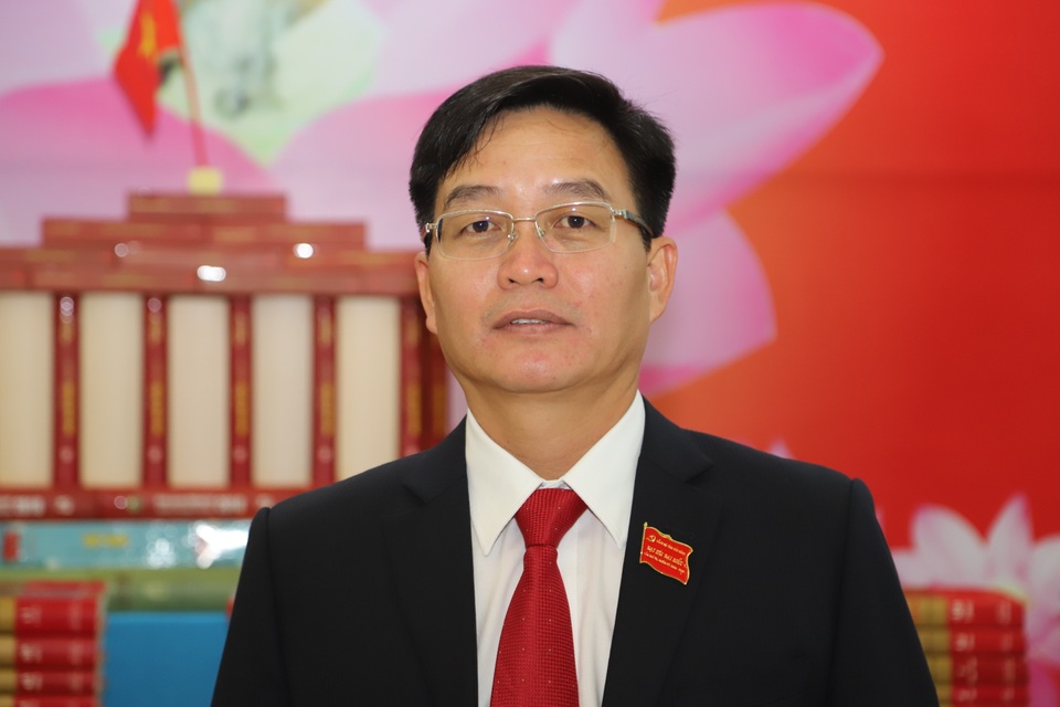 Ông Nguyễn Đình Trung được bầu làm Chủ tịch tỉnh Đắk Nông - 1 Ông Nguyễn Đình Trung được bầu làm Chủ tịch tỉnh Đắk Nông - 1