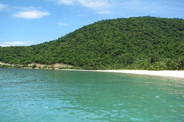 "Cù Lao Chàm đã quá tải, không cần thêm khách du lịch"