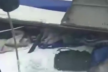 Xe buýt lao xuống sông ở Nga, 19 người chết