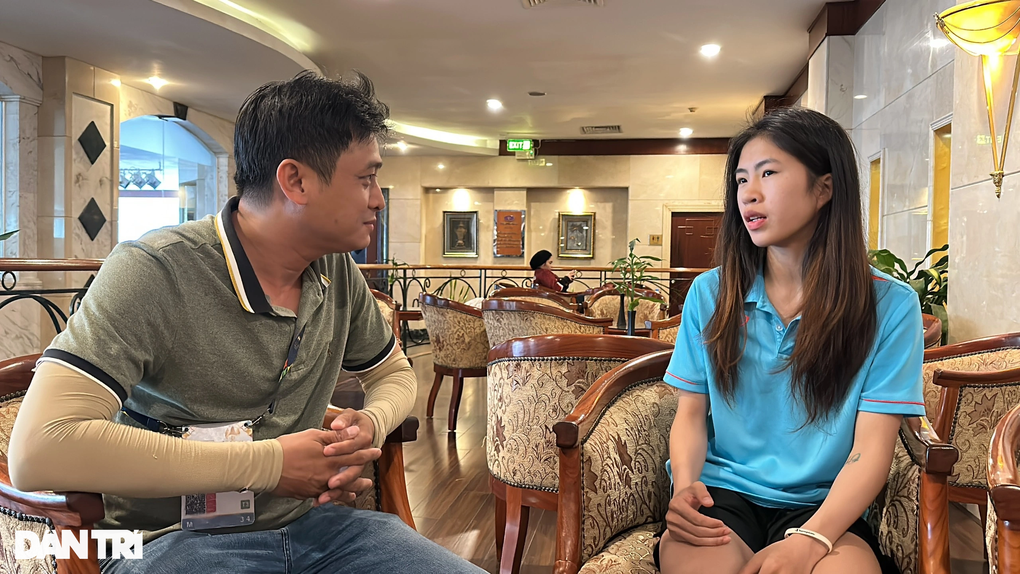 Phỏng vấn từ Campuchia: Thanh Nhã chia sẻ về biệt danh Cơn lốc đường biên - 2 Phỏng vấn từ Campuchia: Thanh Nhã chia sẻ về biệt danh Cơn lốc đường biên - 2