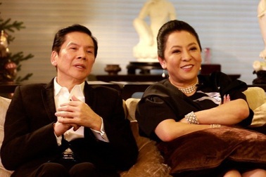 Đế chế điện ảnh của ông trùm giải trí Hồng Kông có bố là trùm mafia