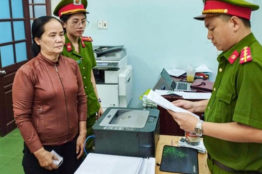 "Nổ" xin được sổ hộ nghèo và nhà ở xã hội để lừa tiền