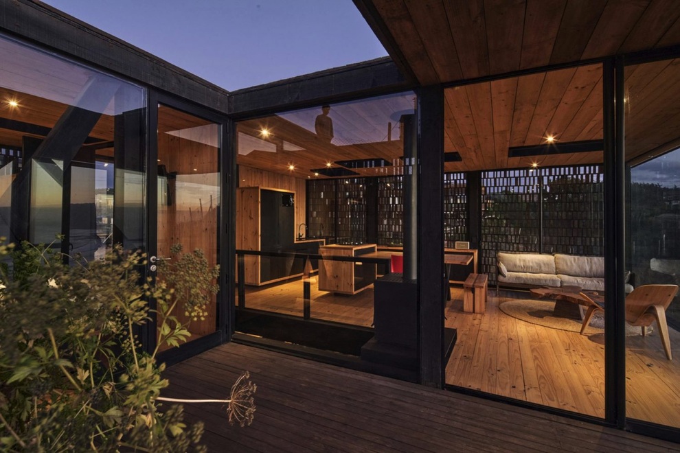 Ngôi nhà chênh vênh trên đỉnh núi có tầm nhìn thẳng ra Thái Bình Dương - 4