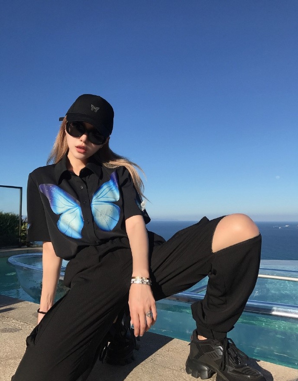 Bạn gái cũ “làm ăn phát đạt” sau khi tố La Chí Tường ngoại tình - 9 Bạn gái cũ “làm ăn phát đạt” sau khi tố La Chí Tường ngoại tình - 9