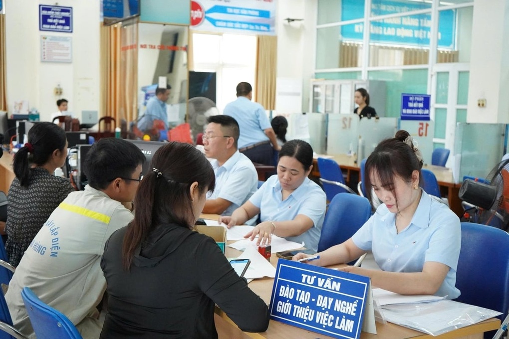 Thái Bình: Người lao động dễ dàng tiếp cận chính sách bảo hiểm thất nghiệp - 1 Thái Bình: Người lao động dễ dàng tiếp cận chính sách bảo hiểm thất nghiệp - 1