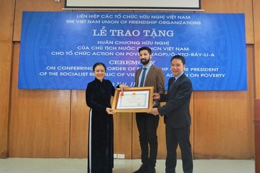 Tổ chức phi chính phủ Australia nhận Huân chương Hữu nghị