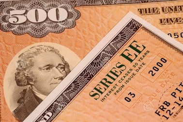 Trung Quốc trở lại là nước nắm giữ nhiều trái phiếu Mỹ nhất