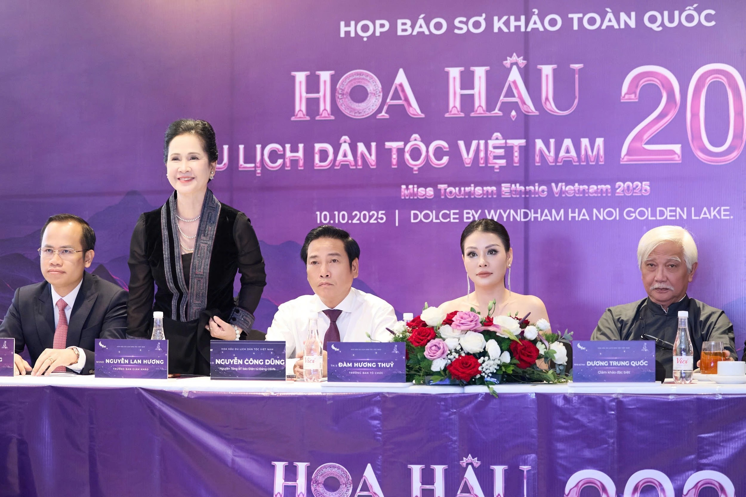 Hoa hậu Du lịch Dân tộc Việt Nam tôn vinh bản sắc 54 dân tộc - 1