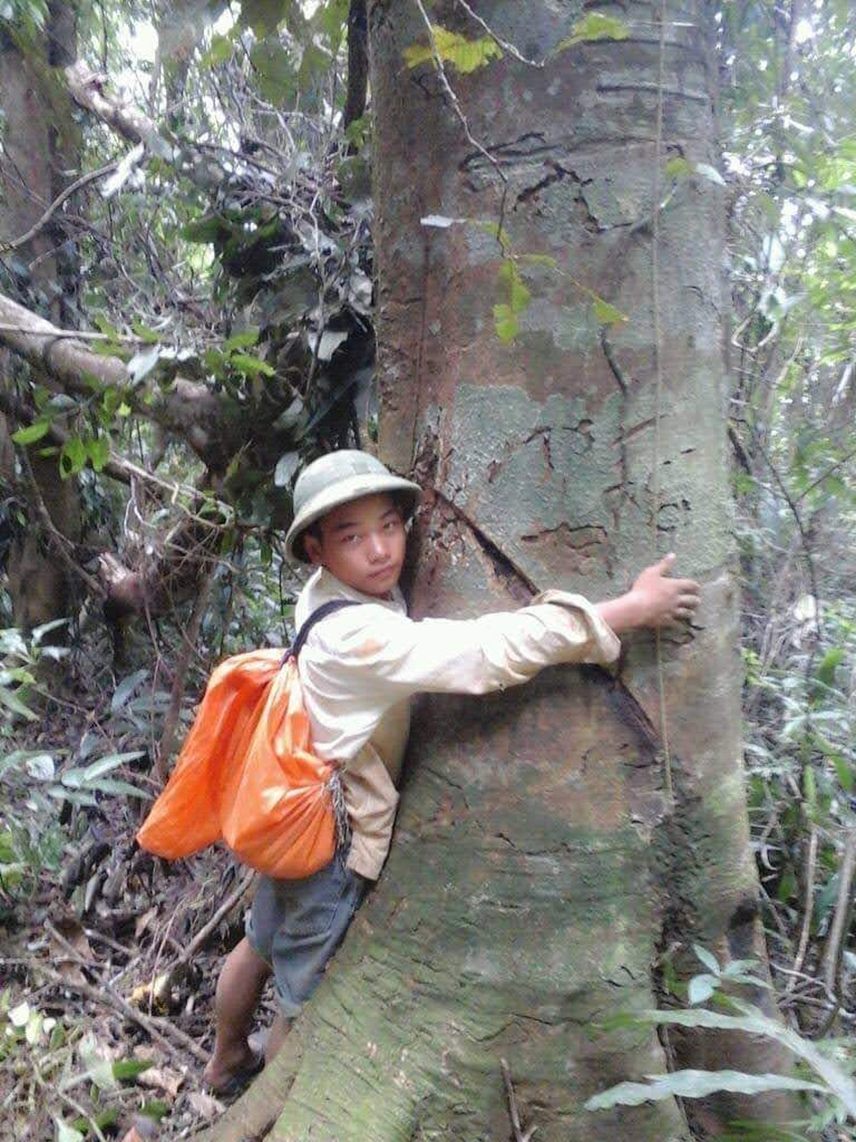 Chàng sinh viên Học viện An ninh, Mùa A Sinh: Niềm tự hào của bản làng - 2 Chàng sinh viên Học viện An ninh, Mùa A Sinh: Niềm tự hào của bản làng - 2