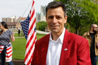 Mỹ: Ứng viên hàng đầu cho ghế thống đốc bang Michigan bị bắt