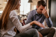 4 đặc điểm chung của các cặp vợ chồng dễ rơi vào cảnh lục đục