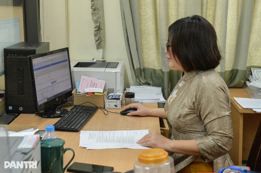 Những ngày đầu Hà Nội thực hiện số hóa 100% thủ tục hành chính - 4 Những ngày đầu Hà Nội thực hiện số hóa 100% thủ tục hành chính - 4