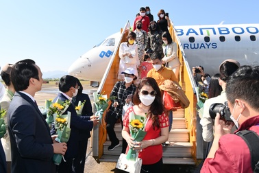 Bay từ TPHCM tới Điện Biên hơn 2 tiếng, nhanh gấp 4 lần cách di chuyển cũ