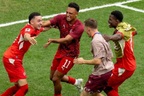 Xác định 8 đội giành vé đi tiếp và 4 cặp tứ kết World Cup 2026