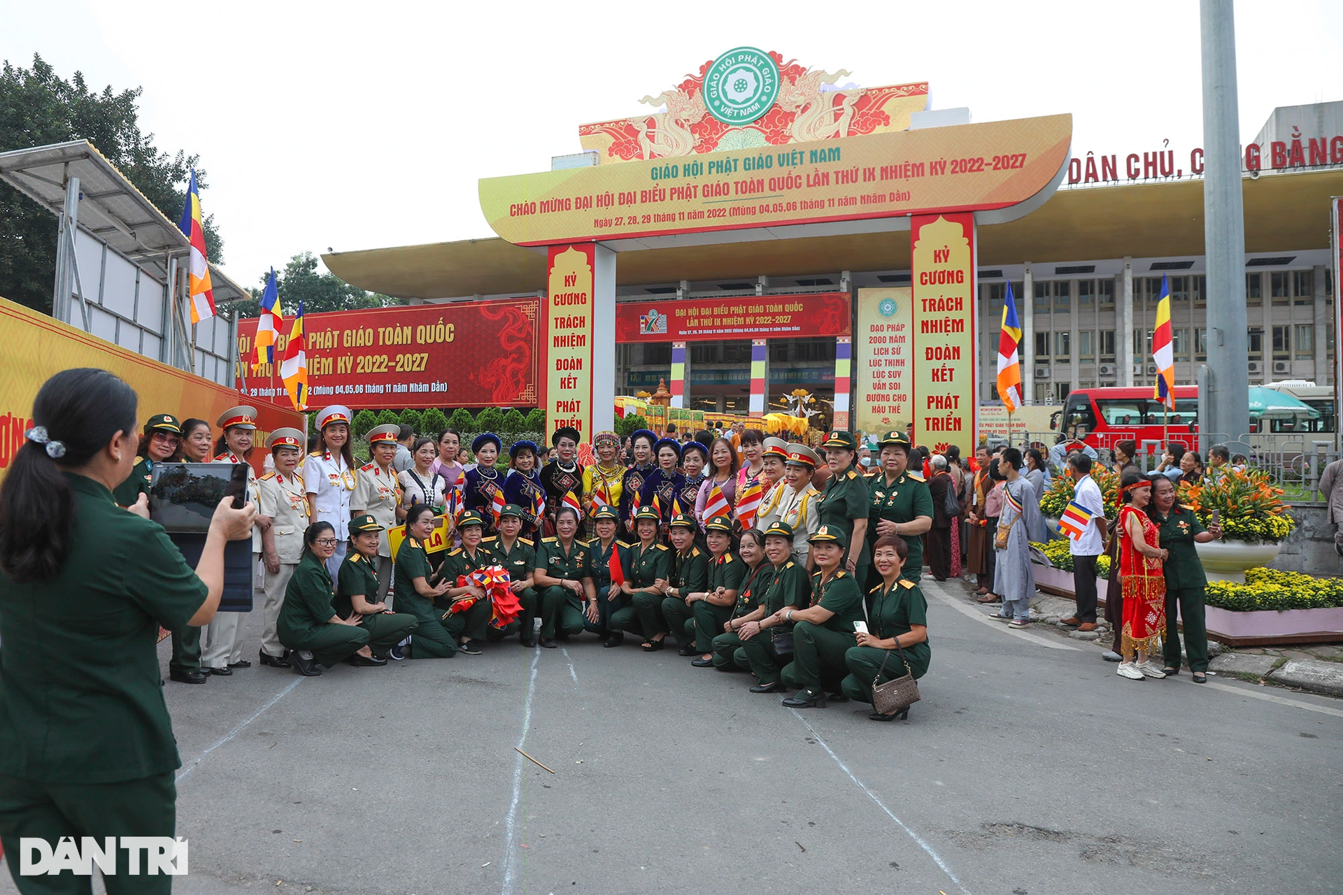 Lễ cung nghinh chư Tôn đức Giáo phẩm chào mừng Đại hội Phật giáo Việt Nam - 14 Lễ cung nghinh chư Tôn đức Giáo phẩm chào mừng Đại hội Phật giáo Việt Nam - 14
