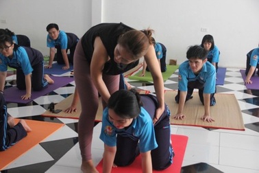 Trường THPT đưa Yoga vào thời khóa biểu chính thức lớp 12