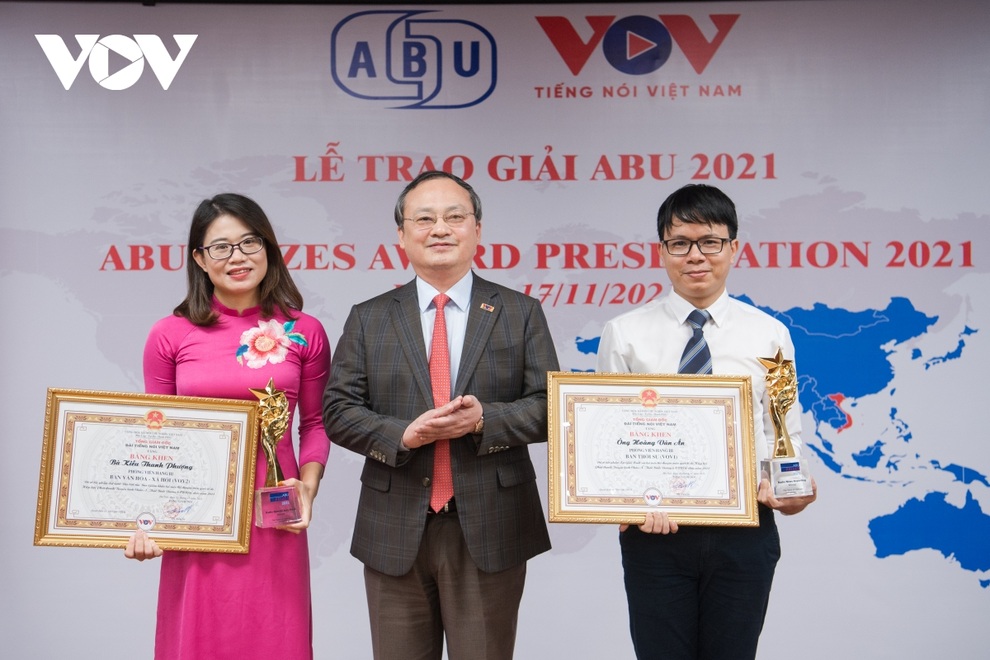 Đại diện Việt Nam giành 2 giải thưởng Hiệp hội Phát thanh-Truyền hình ABU - 1 Đại diện Việt Nam giành 2 giải thưởng Hiệp hội Phát thanh-Truyền hình ABU - 1