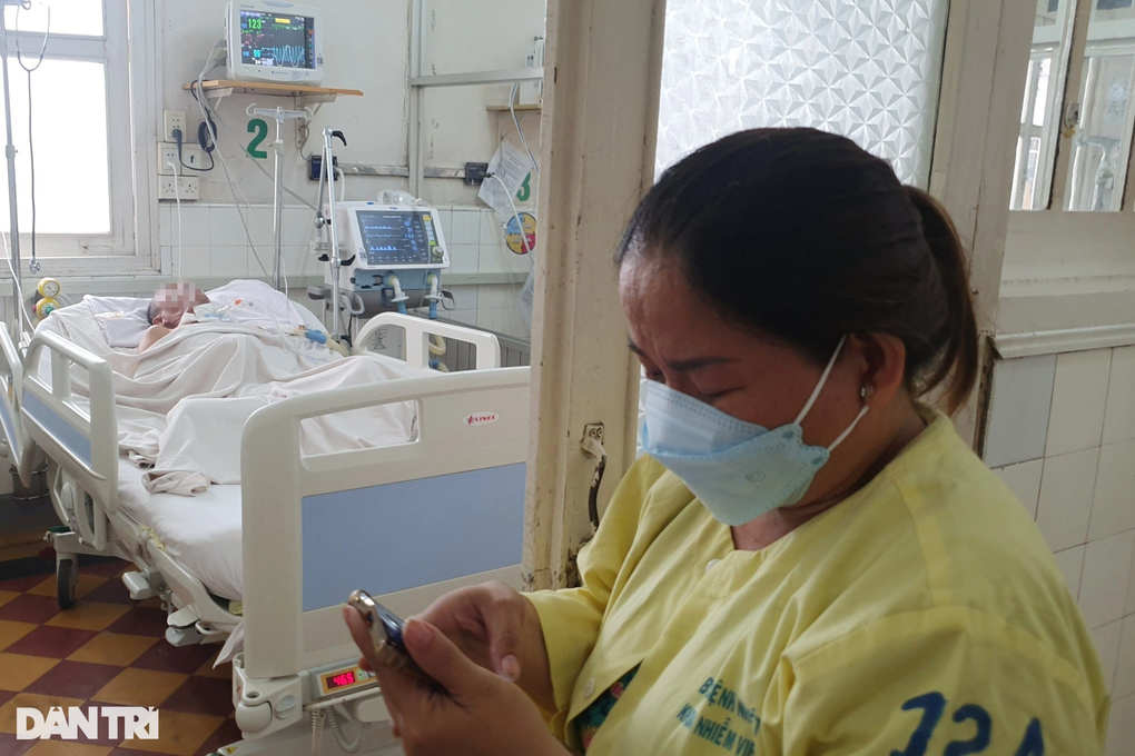 Nhiều người đột ngột bị viêm não nằm liệt, nợ nần chồng chất vì viện phí - 4 Nhiều người đột ngột bị viêm não nằm liệt, nợ nần chồng chất vì viện phí - 4