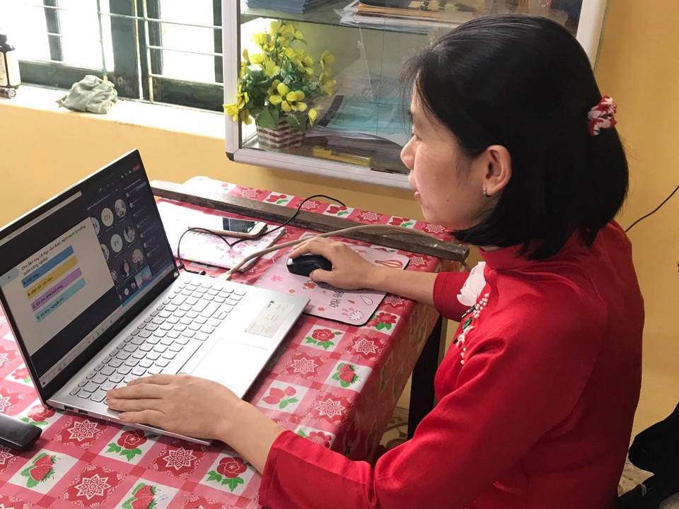 Bộ GDĐT cho phép dạy trực tuyến thay thế trực tiếp trong một số trường hợp - 1 Bộ GDĐT cho phép dạy trực tuyến thay thế trực tiếp trong một số trường hợp - 1