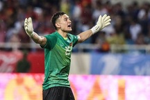 Tương lai bất an của Văn Lâm khi trở về đội tuyển Việt Nam