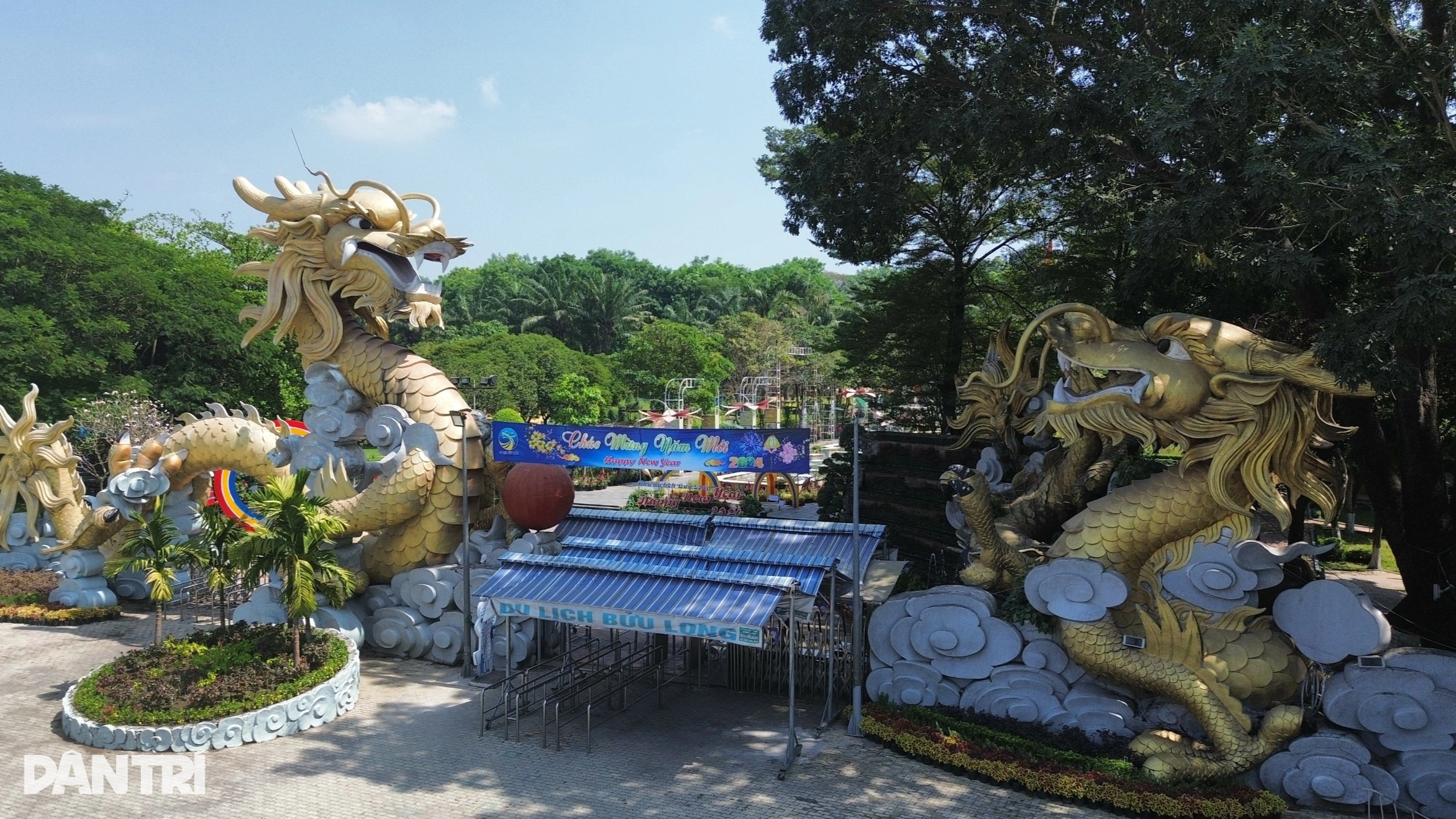 Visitez la baie miniature d'Ha Long au sud, admirez la paire de dragons géants - 6 Ghé thăm vịnh Hạ Long thu nhỏ ở miền Nam, chiêm ngưỡng cặp rồng khổng lồ - 6