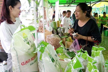 Nhiều lô hàng gạo Việt bị trả về: Khắc phục ra sao?