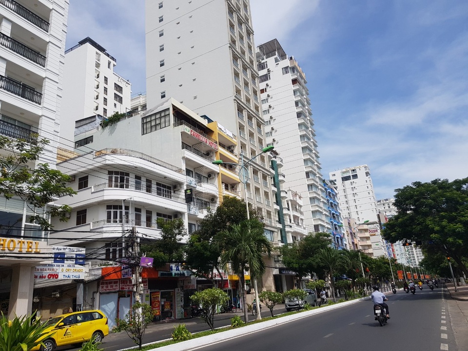 Khánh Hòa: Gần 19.000 người đề nghị trợ cấp thất nghiệp do dịch Covid-19 - 1 Khánh Hòa: Gần 19.000 người đề nghị trợ cấp thất nghiệp do dịch Covid-19 - 1