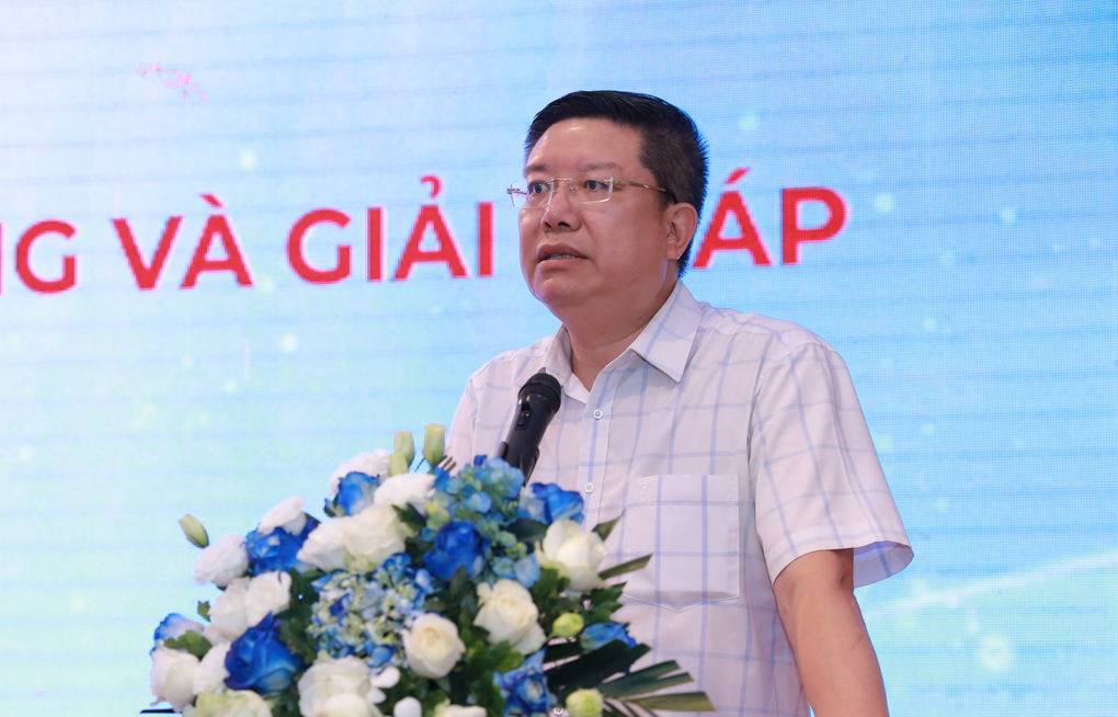 Thứ trưởng Bộ Nông nghiệp: Cần bỏ tư duy cá ươn mới đem làm nước mắm - 3 Thứ trưởng Bộ Nông nghiệp: Cần bỏ tư duy cá ươn mới đem làm nước mắm - 3