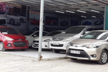 Thị trường ô tô cũ ảm đạm, “cắt lỗ” trong bối cảnh xe mới liên tục giảm giá
