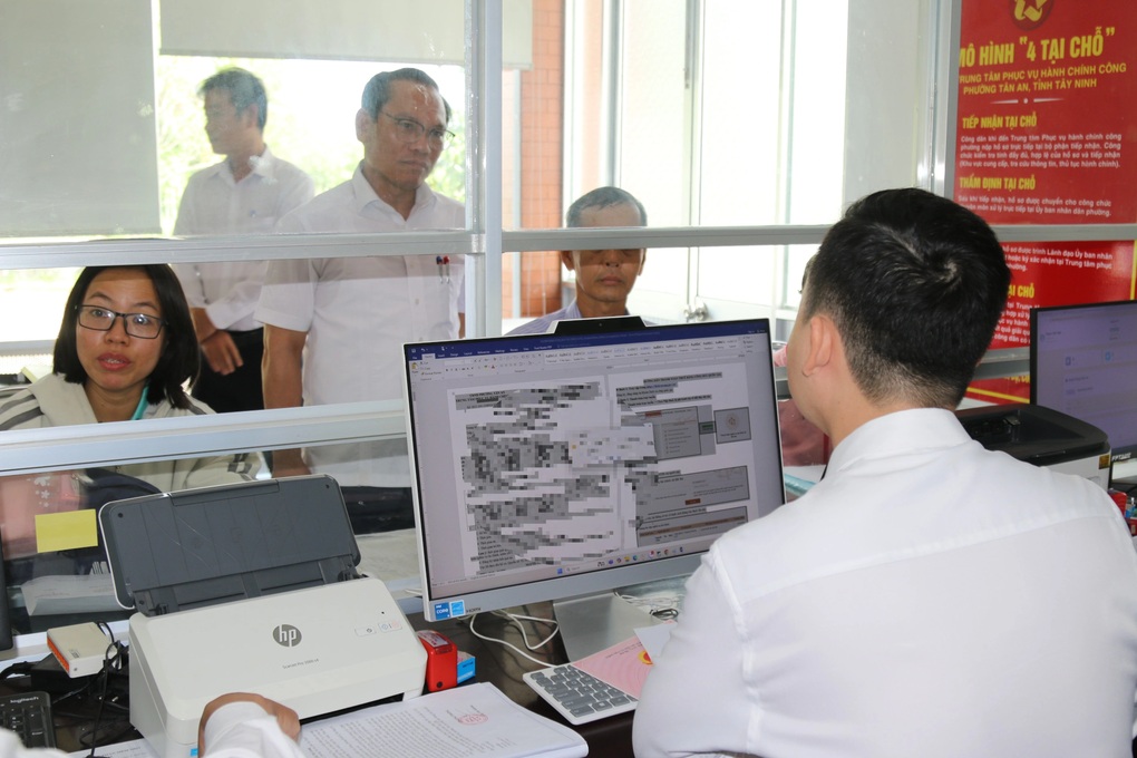 Xã, phường mới “khát” công chức có trình độ kế toán, công nghệ thông tin - 3 Xã, phường mới “khát” công chức có trình độ kế toán, công nghệ thông tin - 3