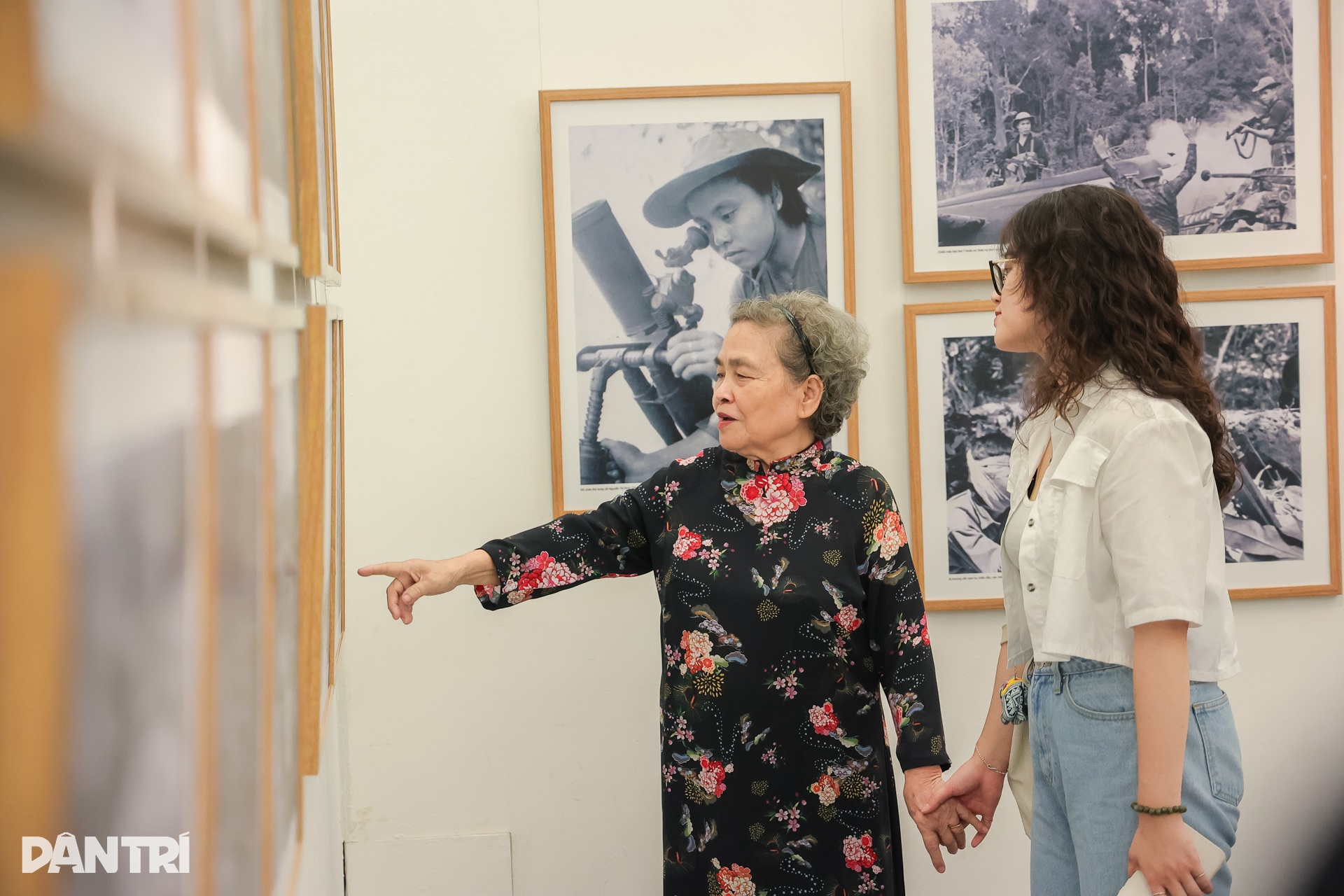 Bohaterska historia narodowa przedstawiona poprzez serię obrazów i zdjęć nagrodzonych nagrodami szlacheckimi - 3 Lịch sử dân tộc hào hùng qua loạt tranh, ảnh đoạt giải thưởng cao quý - 3