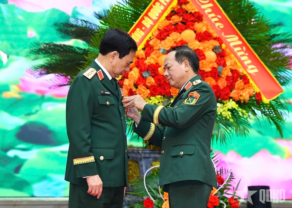 3 Đại tướng, 5 Thượng tướng được tặng Huân chương Quân công hạng Nhất - 1 3 Đại tướng, 5 Thượng tướng được tặng Huân chương Quân công hạng Nhất - 1