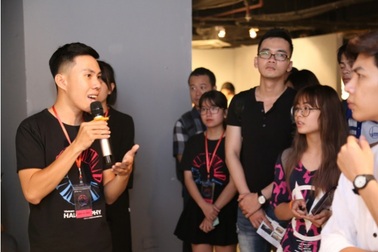 Bùng nổ cảm hứng với "bữa tiệc sáng tạo" Vietnam Halography 2017 Hà Nội