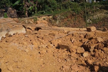 Sập tường nhà ở Lào Cai khiến 3 người thương vong