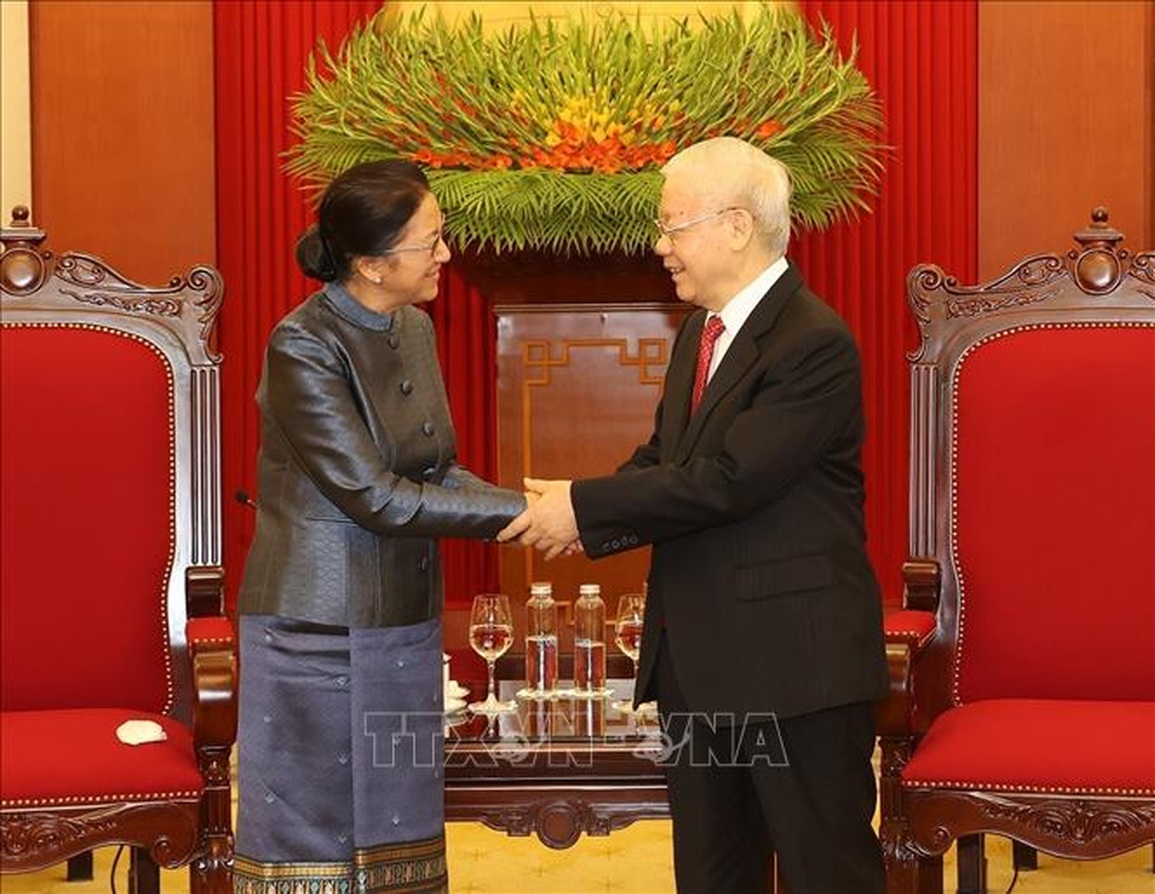 Tổng Bí thư Nguyễn Phú Trọng tiếp Phó Chủ tịch nước Lào - 2 Tổng Bí thư Nguyễn Phú Trọng tiếp Phó Chủ tịch nước Lào - 2