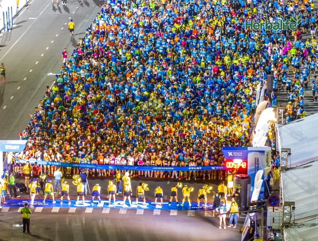 Vnexpress Marathon Sparkling Quy Nhơn 2023: Tinh thần thể thao không giới hạn - 2 Vnexpress Marathon Sparkling Quy Nhơn 2023: Tinh thần thể thao không giới hạn - 2