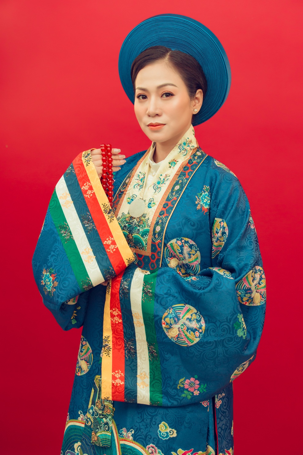 Người phụ nữ truyền tải ca dao, tục ngữ Việt Nam qua mạng xã hội TikTok - 2 Người phụ nữ truyền tải ca dao, tục ngữ Việt Nam qua mạng xã hội TikTok - 2