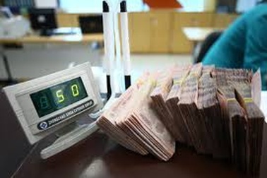 Ngân hàng Nhà nước dẫn dắt thị trường ngoại hối, phấn đấu giảm lãi suất cho vay