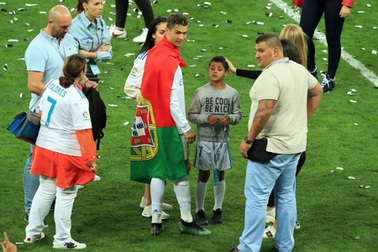 Lý lịch siêu “khủng” của vệ sĩ C.Ronaldo