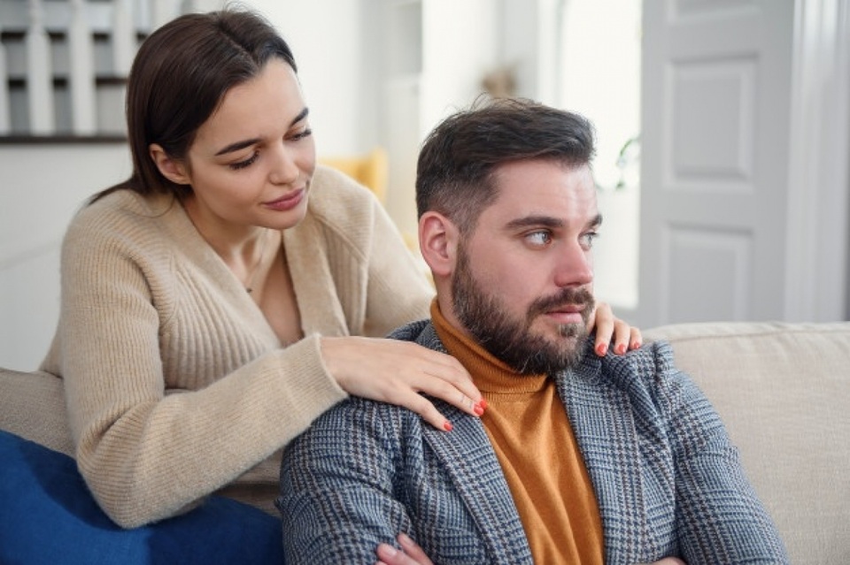 9 dấu hiệu bạn đang là người đeo bám trong mối quan hệ - 2 9 dấu hiệu bạn đang là người đeo bám trong mối quan hệ - 2