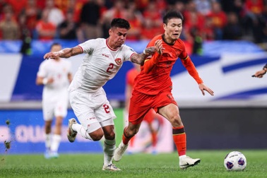 Indonesia bất ngờ nhận tin sét đánh, CĐV điên cuồng trút giận