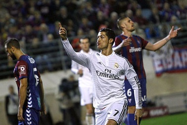 “Nếu xấu trai, C.Ronaldo có thể giành nhiều Quả bóng vàng”