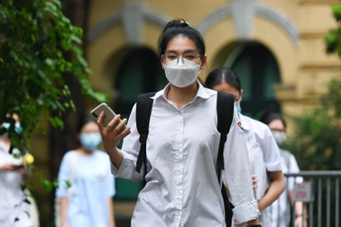 Hướng đi nào cho học sinh 2004 từ điểm chuẩn đại học gây sốc năm nay?