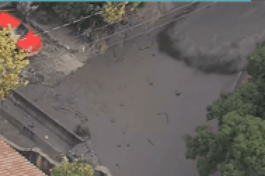 Lũ bùn càn quét California, ít nhất 17 người chết