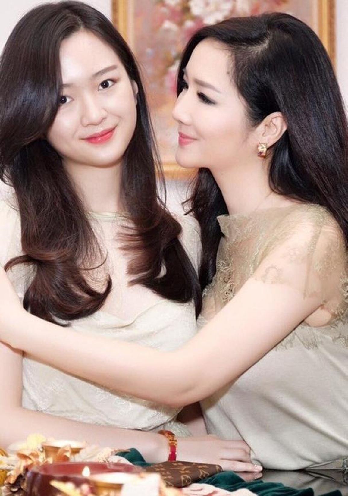 Cuộc sống giàu sang đáng mơ ước của Hoa hậu Giáng My ở tuổi 50 - 6 Cuộc sống giàu sang đáng mơ ước của Hoa hậu Giáng My ở tuổi 50 - 6
