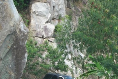 Những “tử thần” nằm la liệt trên núi Cấm